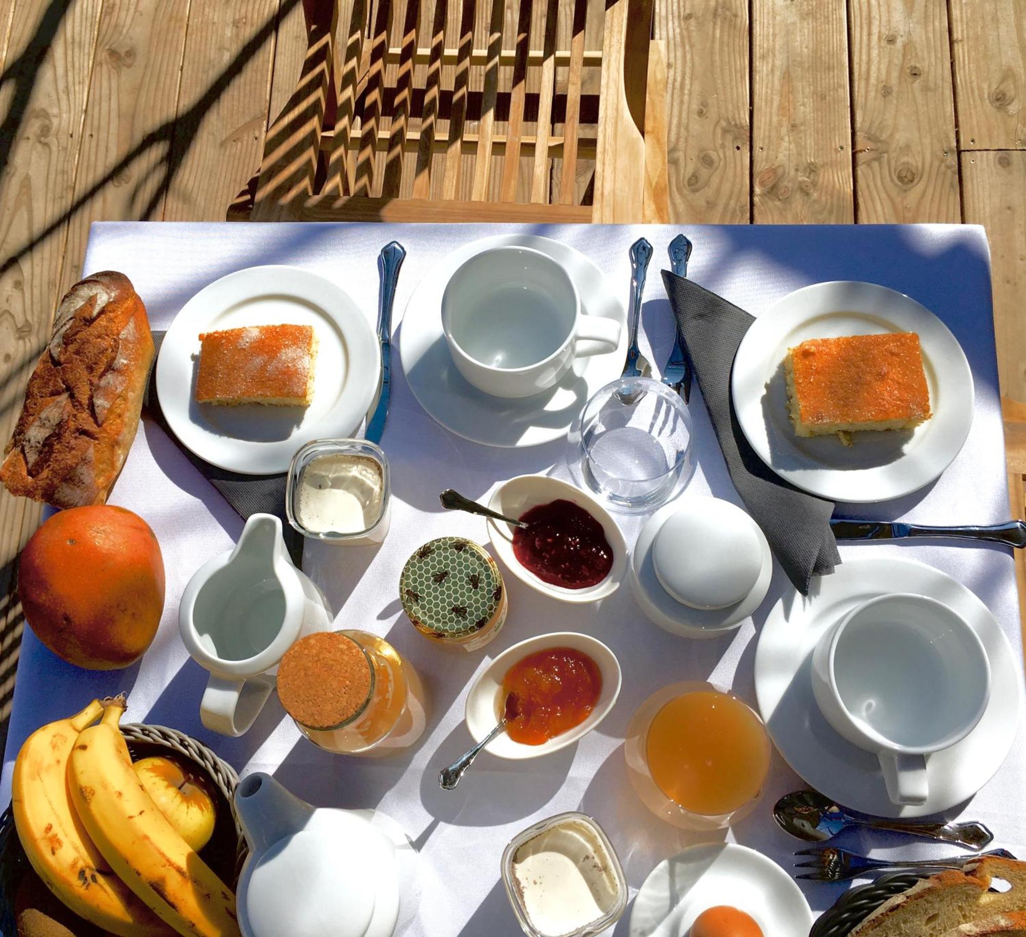 La Domitia - Maison D'Hotes, Massages & Bien-Etre Montbazin Екстер'єр фото